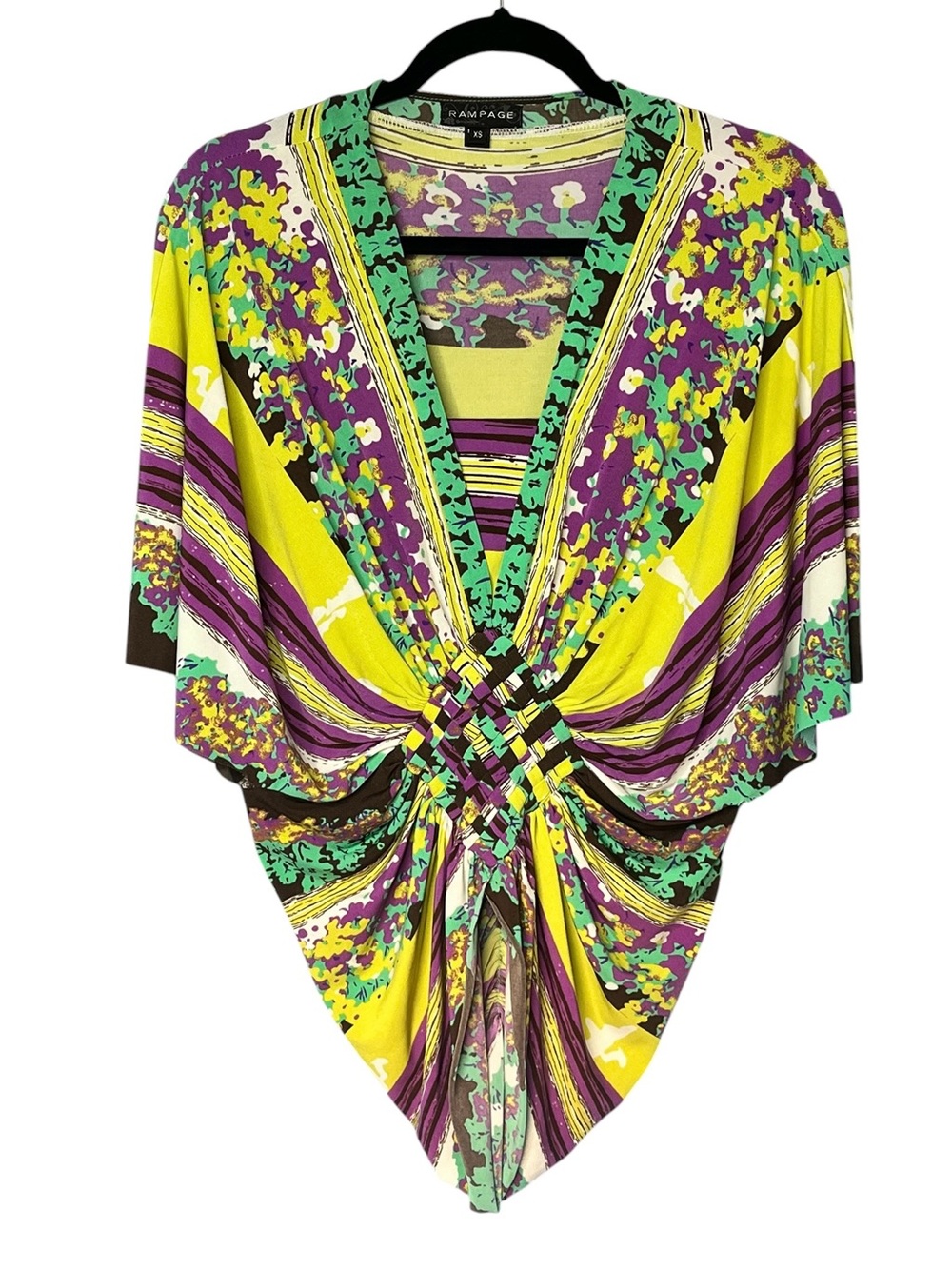 Rampage Abstract Print Batwing Top XS Interwoven Center Design